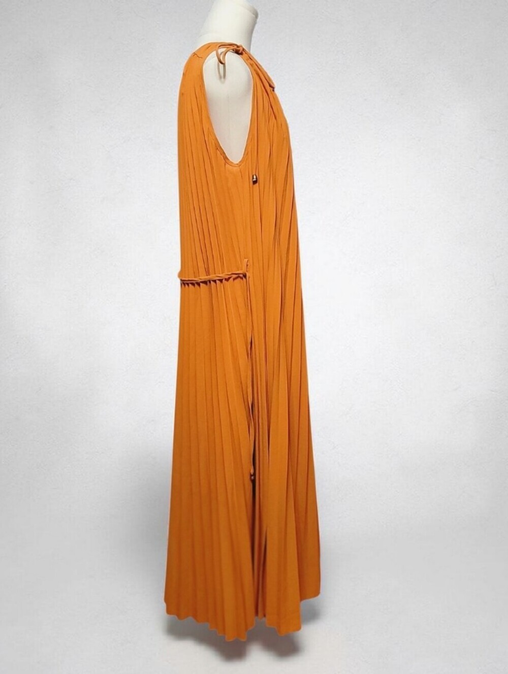 BTFBM - XL Orange One-Shoulder Pleated Midi Dress - Picture 2 of 12